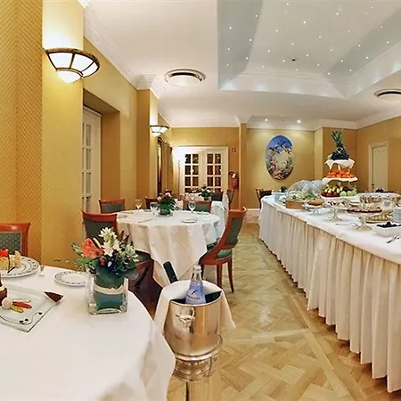 Hotel The Duke