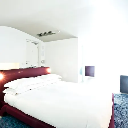 Hotel Ripa 4*