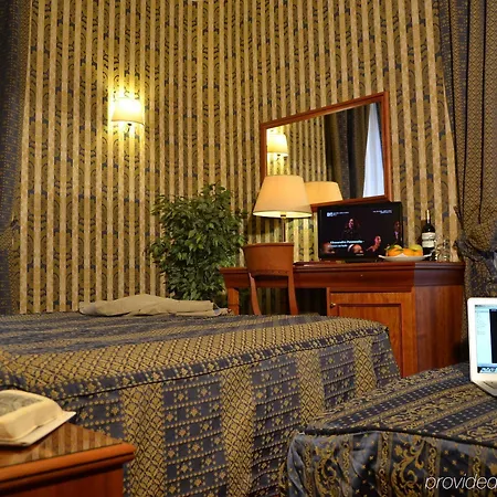 Hotel Invictus