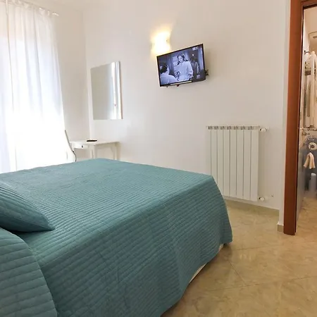 San Pietro's - 2* Rome