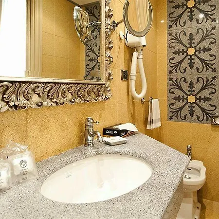 Aventino Hotel 3*