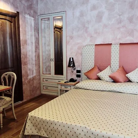 Condotti Guest house