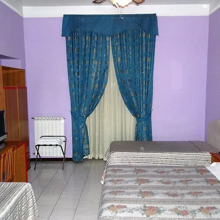 Altavilla 9 Hotel 2*
