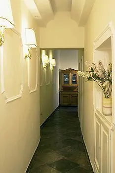 Casa De Fiori Guest house