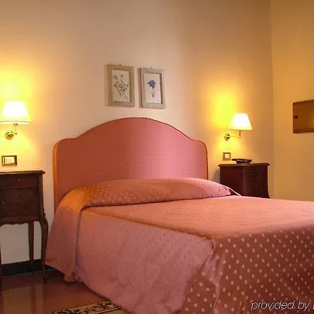 Casa De Fiori Guest house 2*