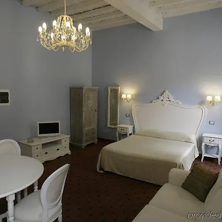 Casa De Fiori Guest house 2*