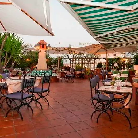 Hotel Diana Roof Garden