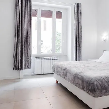 Vatican Grand Bed & Breakfast