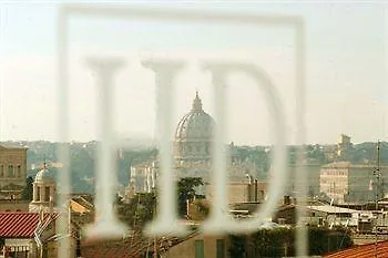 Diana Roof Garden 4*