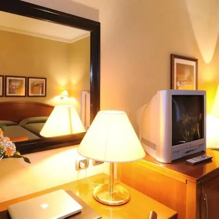 Lh Lloyd 3* Rome