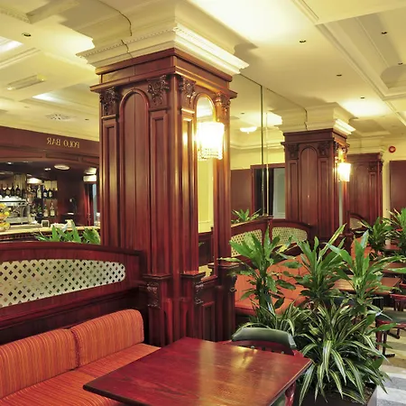 Regent 4*