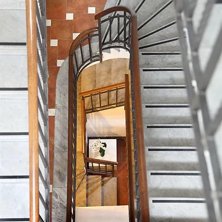 Hotel Hearth Hotel 3*