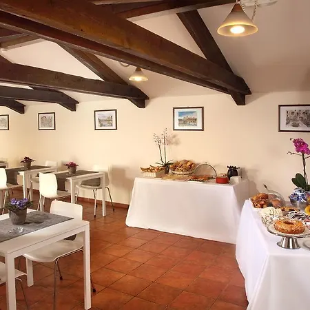 Hearth Hotel Hotel 3*