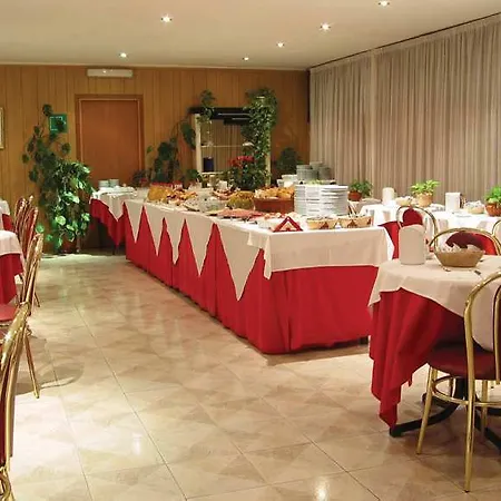 Gh San Giusto 3* Rzym
