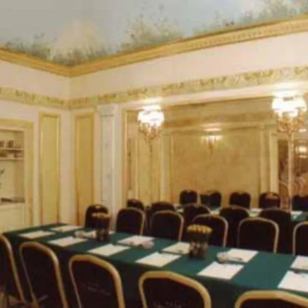 Champagne Palace