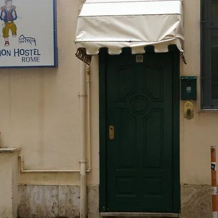 Hostel Youth Station Rome