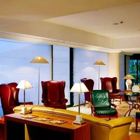Courtyard By Marriott Central Park