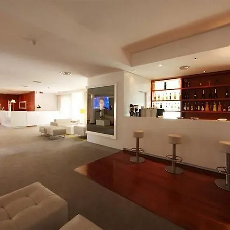 Hotel Garden Area Eur 4*