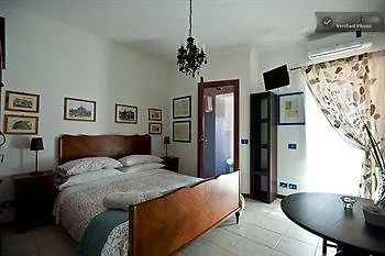Bed & Breakfast Abbraccia Morfeo 3*