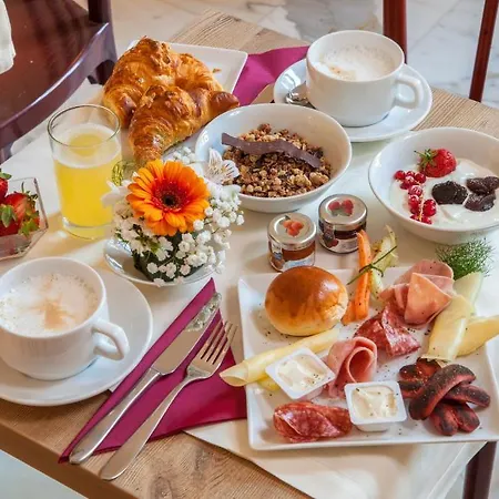 Hotel Floris Rome