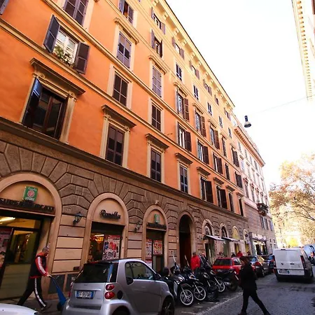 Magenta Collection Del Grande Rome