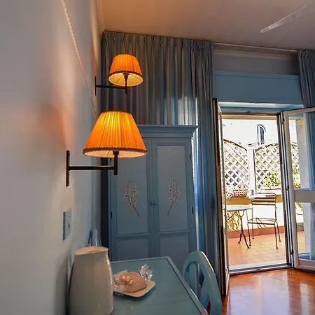 Hotell Lilium Boutique 3*