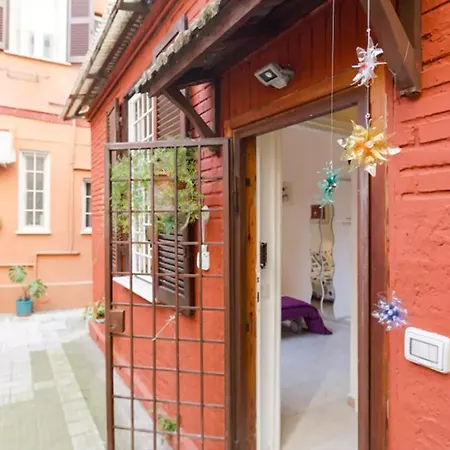 Apartment Urban Chic Studio - By Brave Rome