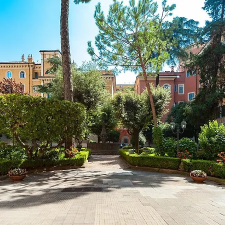 Appartamento Piazza Tuscolo *