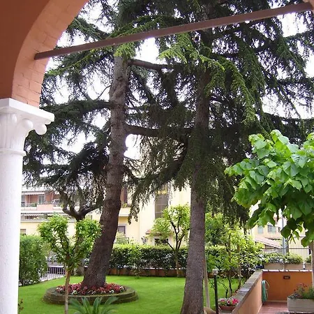 La Casa Di Nazareth Hotel 2*