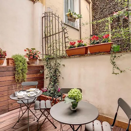 The Club Navona Guest house
