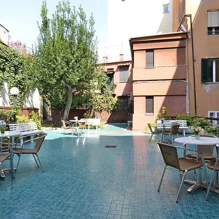 Tirreno Hotel 3*