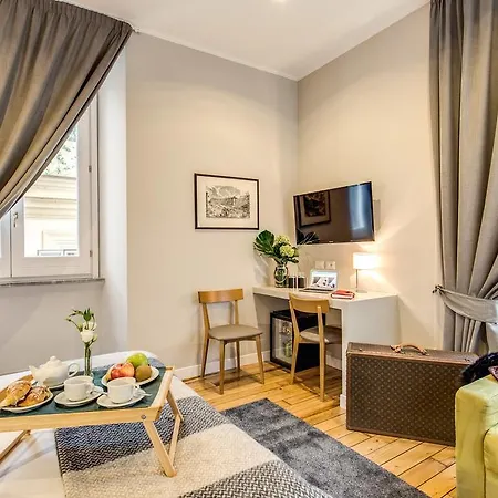 The Club Navona Guest house *