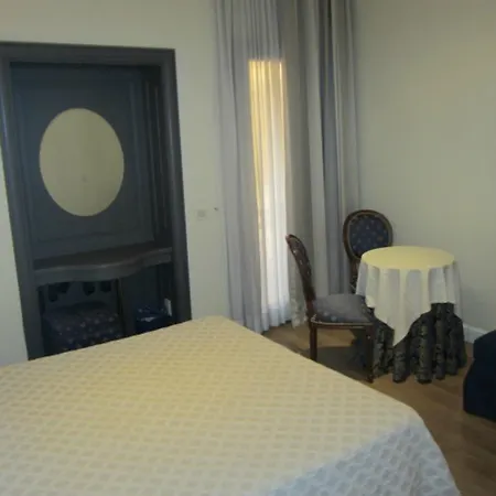 Condotti 29 Roma