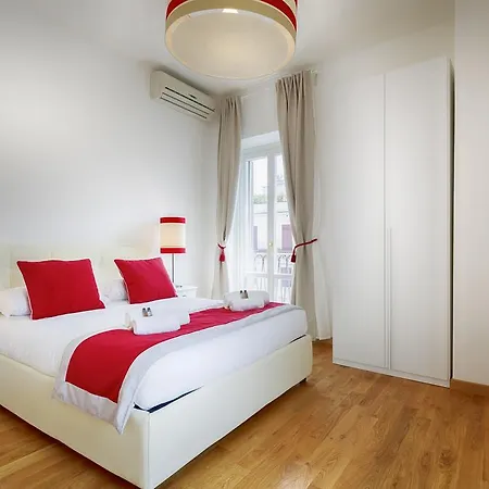 Town At Spanish Steps Apartment Rome