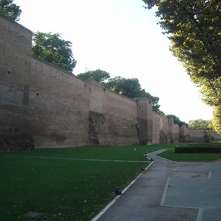 Apartment Porta Latina - Private Rome's Center *