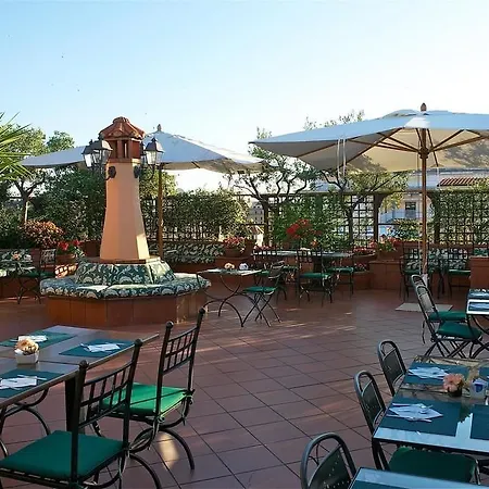 Diana Roof Garden 4* Řím