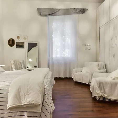 Maru Apartment