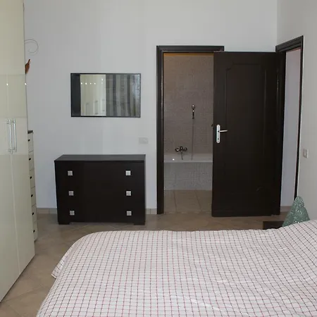 Ginevra's House Apartment *