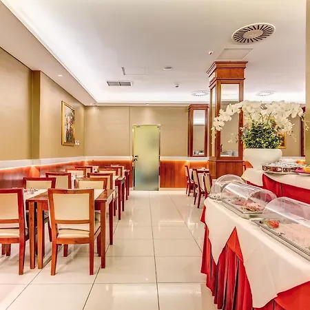 Augusta Lucilla Palace Hotel Rzym