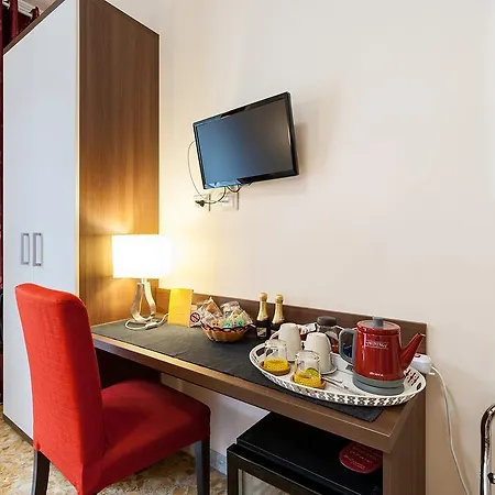 Vatican Golden Bed & Breakfast *