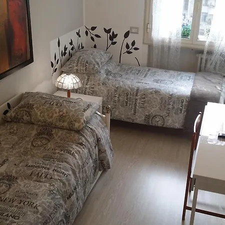 La Perla Di 2* Roma