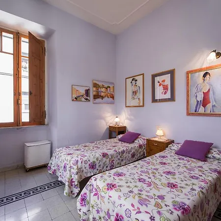 Colosseo Holiday House Apartment Rome