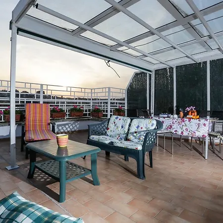 St. Peter Terrace Apartment Rome