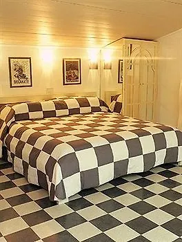 Laetitia Guest house 3*