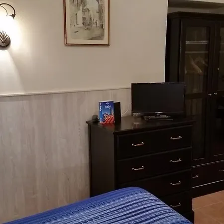 Casa Vacanze Nonno Giulio * Rome