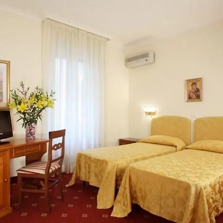 Gh San Giusto Hotel