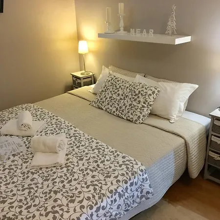 Bed & Breakfast Near *