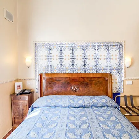 Hotel Picasso *