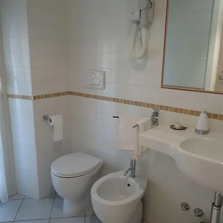 Tre R Bed & Breakfast 2*