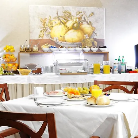 Lh Lloyd 3* Rome